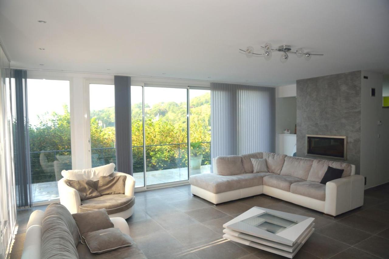 Villa Panorama, Vue Et Falaises D Étretat